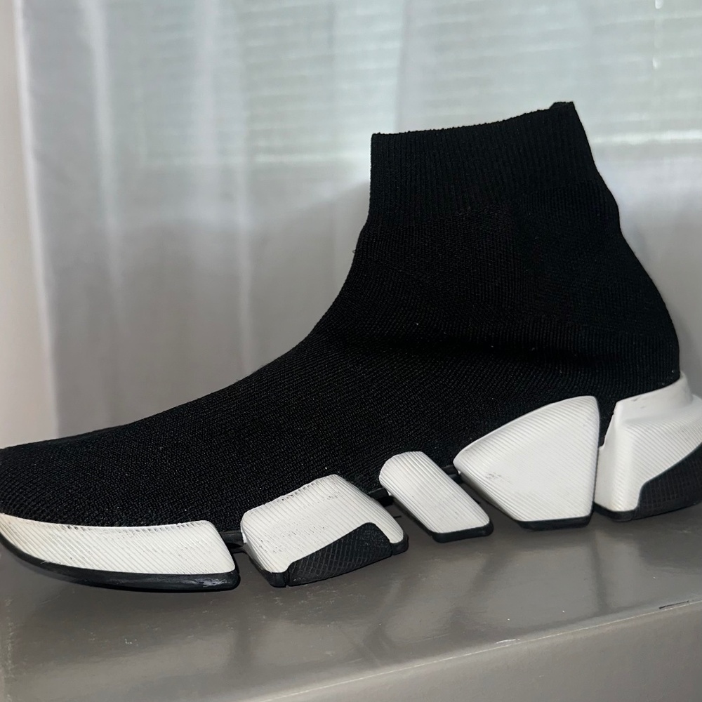 Balenciaga Speed 2.0 Sneakers - Picture 5 of 8
